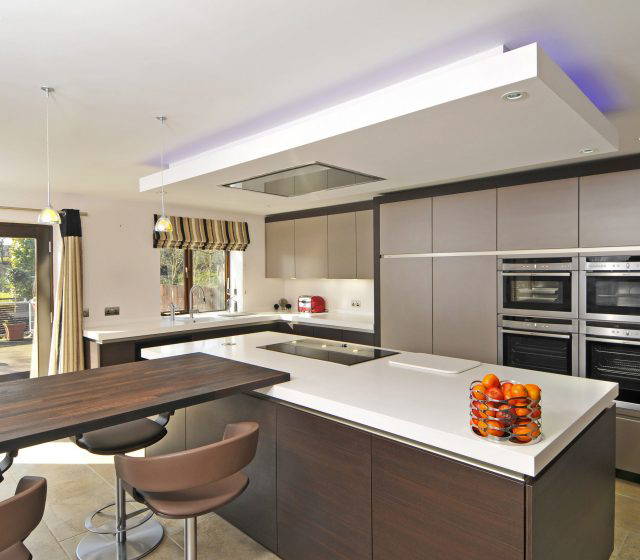 Siematic_S2_truffle-grey-matt_truffle-brown-pine_Hindle_Preston-4