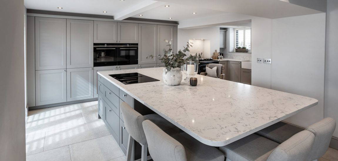 008SF-Slaidburn A traditional Shaker style Stuart Frazer kitchen