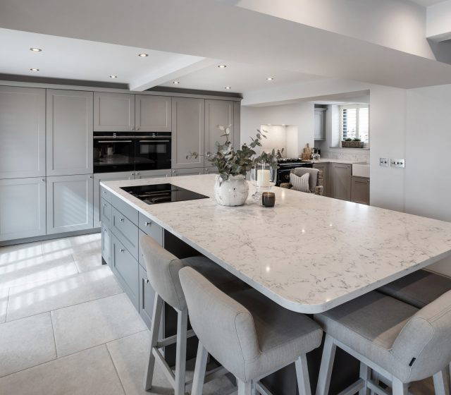 A traditional Shaker style Stuart Frazer kitchen
