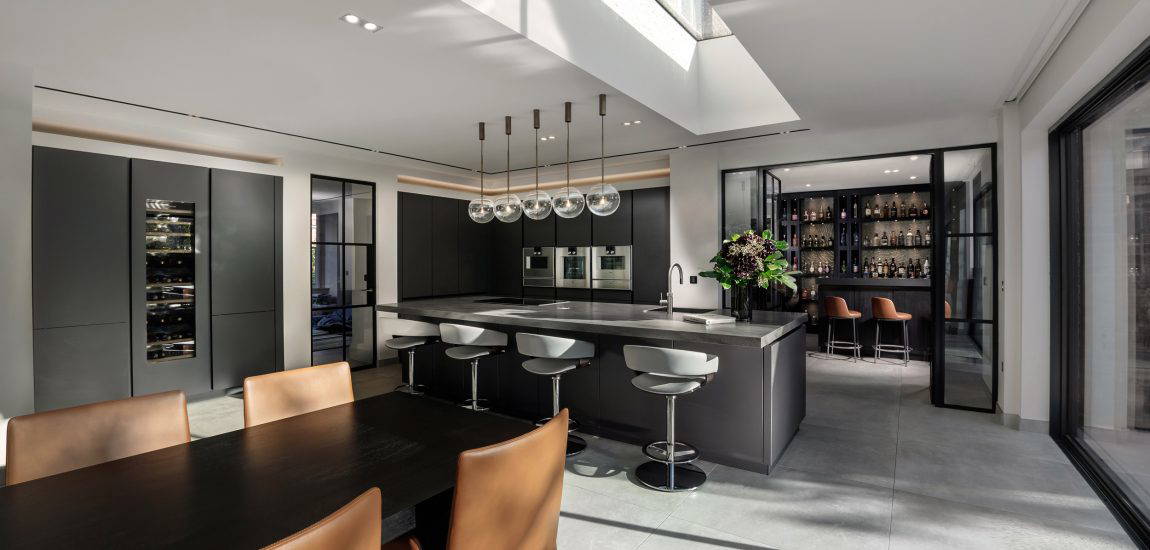 s001Hale11_21 Large-scale renovation in Hale - Gail Marsden – Stuart Frazer SieMatic Kitchen