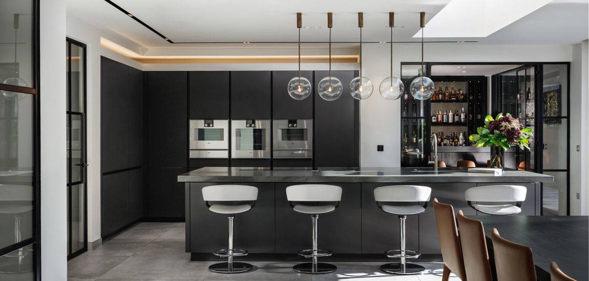 s002Hale11_21 Large-scale renovation in Hale - Gail Marsden – Stuart Frazer SieMatic Kitchen