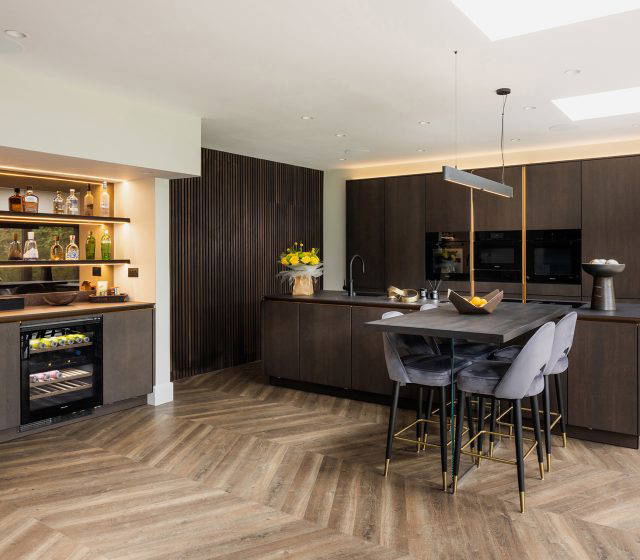 A Sleek SLX Stuart Frazer Kitchen