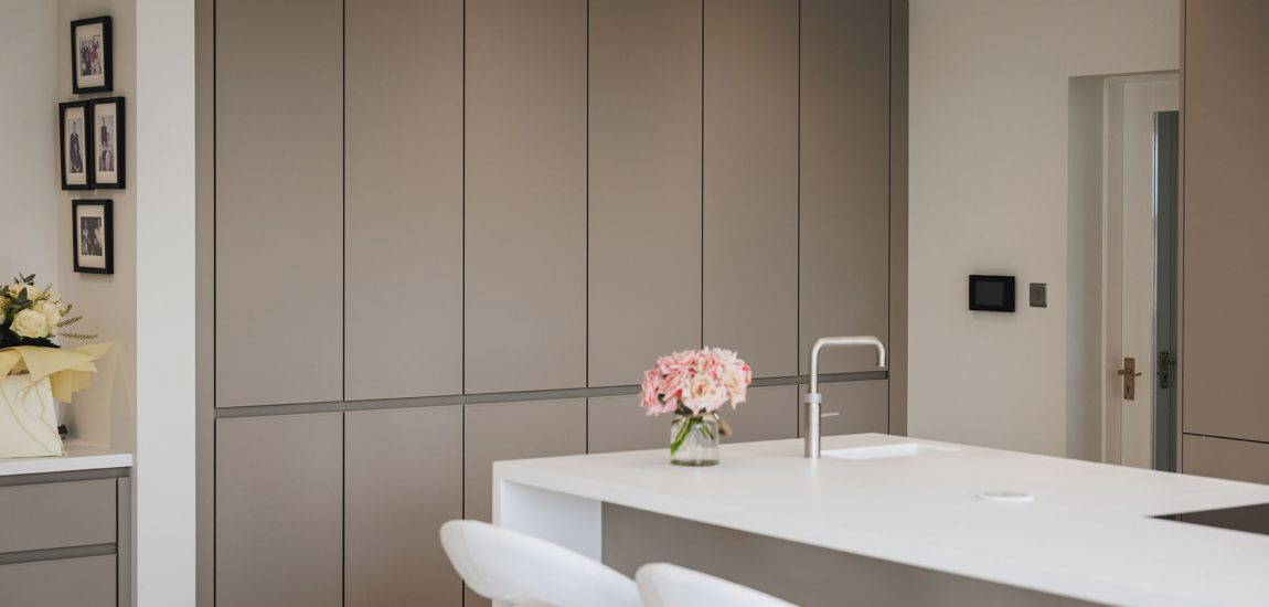 05-Liverpool Stunning Kitchen Space - furniture backdrop