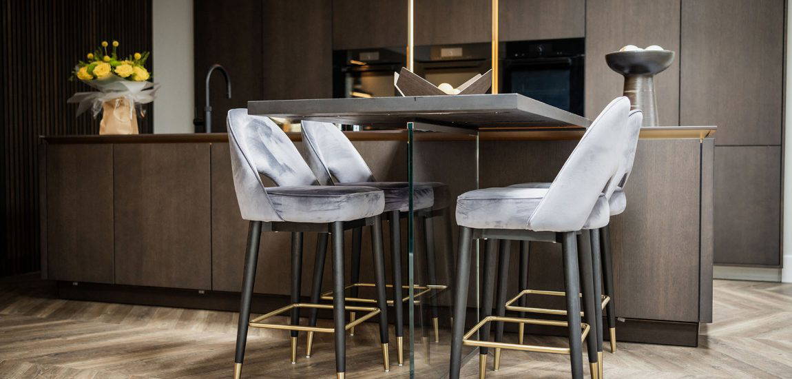 19-A Sleek SLX Stuart Frazer Kitchen A Sleek SLX Stuart Frazer Kitchen - bar detail