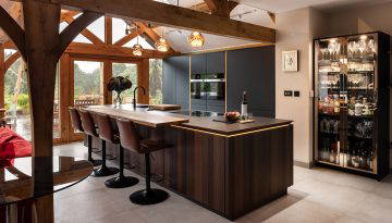 Traditional Oak Frame meets Contemporary SLX