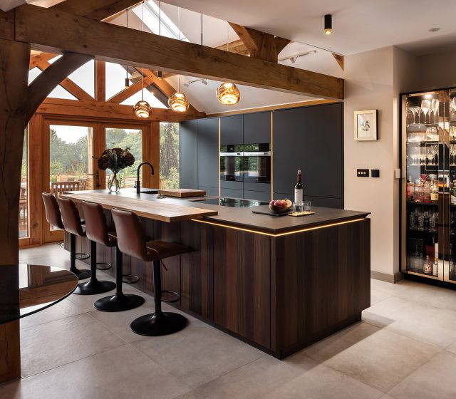 Traditional Oak Frame meets Contemporary SLX