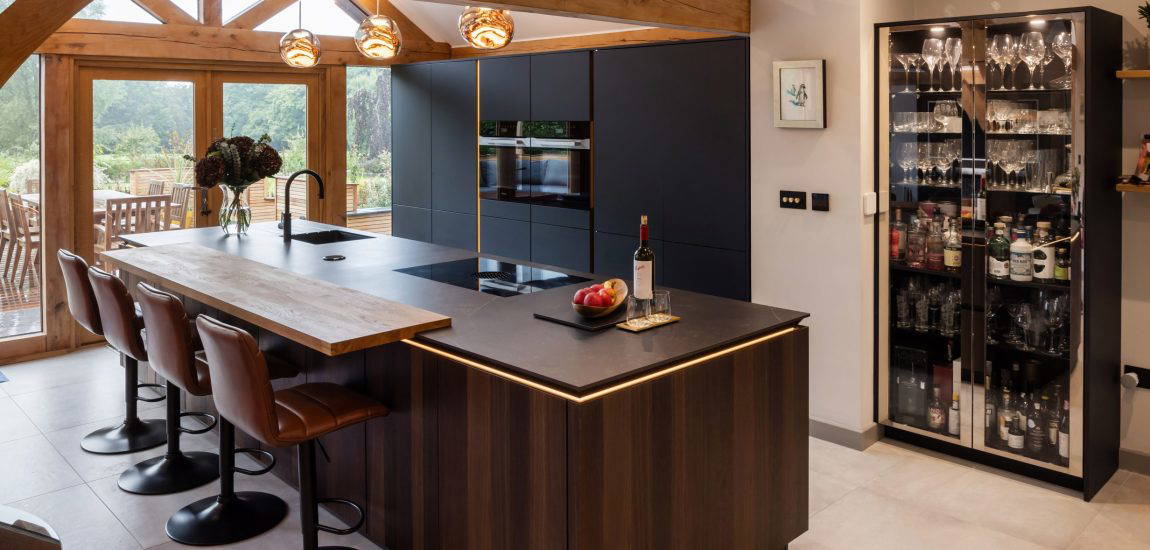 06-Traditional Oak Frame meets Contemporary SLX Stuart Frazer SieMatic Contemporary SLX Kitchen
