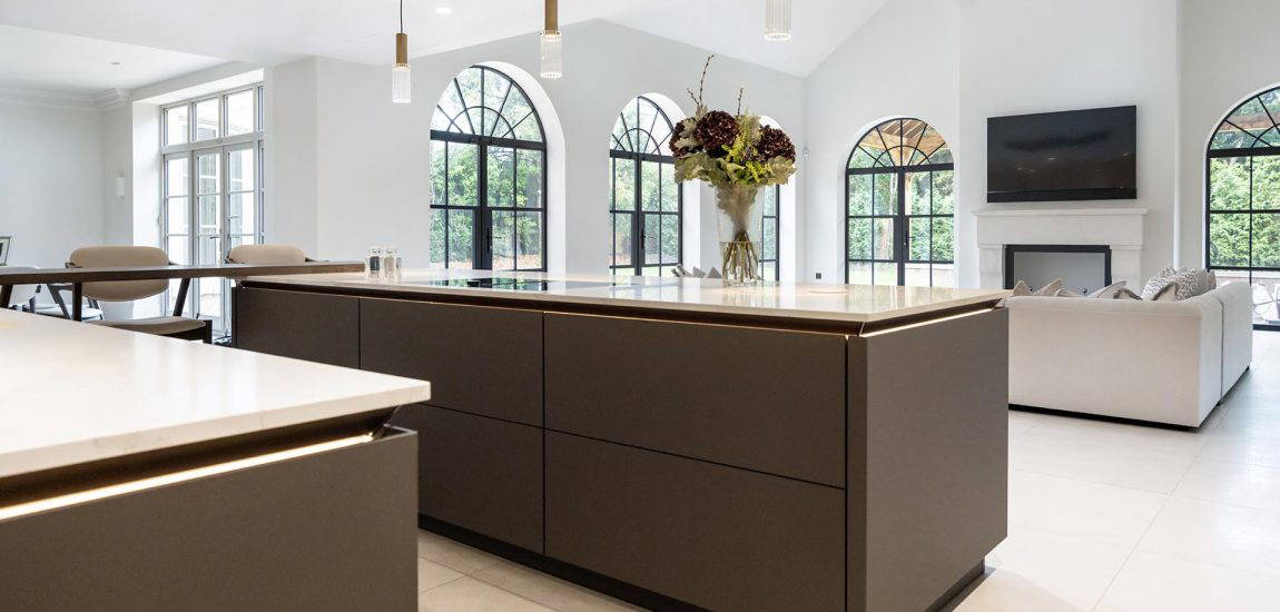 032-Pure Elegance Pure Elegance - Stuart Frazer SieMatic Kitchens