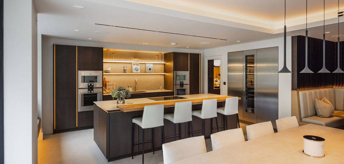 Going Full Circle-009 Stuart Frazer SieMatic Kitchen Island Focus