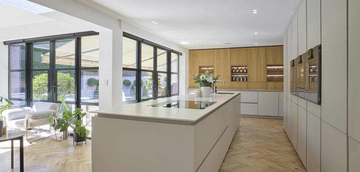 Five star service-12 Stuart Frazer SieMatic Kitchen-Kitchen Island