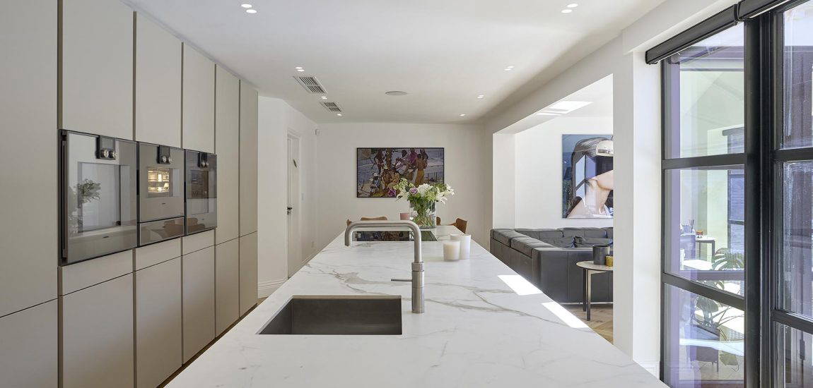 Five star service-21 Stuart Frazer SieMatic Kitchen-Kitchen Island Detail